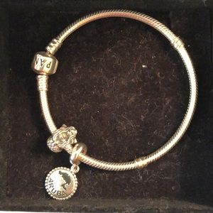 Pandora bracelet with charms!